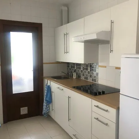 Apartment El Paraiso, 3 Bed 2 Bath, 300m From The Sea