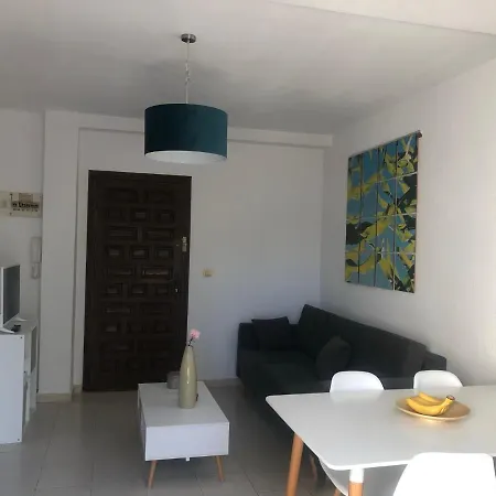 El Paraiso, 3 Bed 2 Bath, 300m From The Sea Apartment Torrevieja